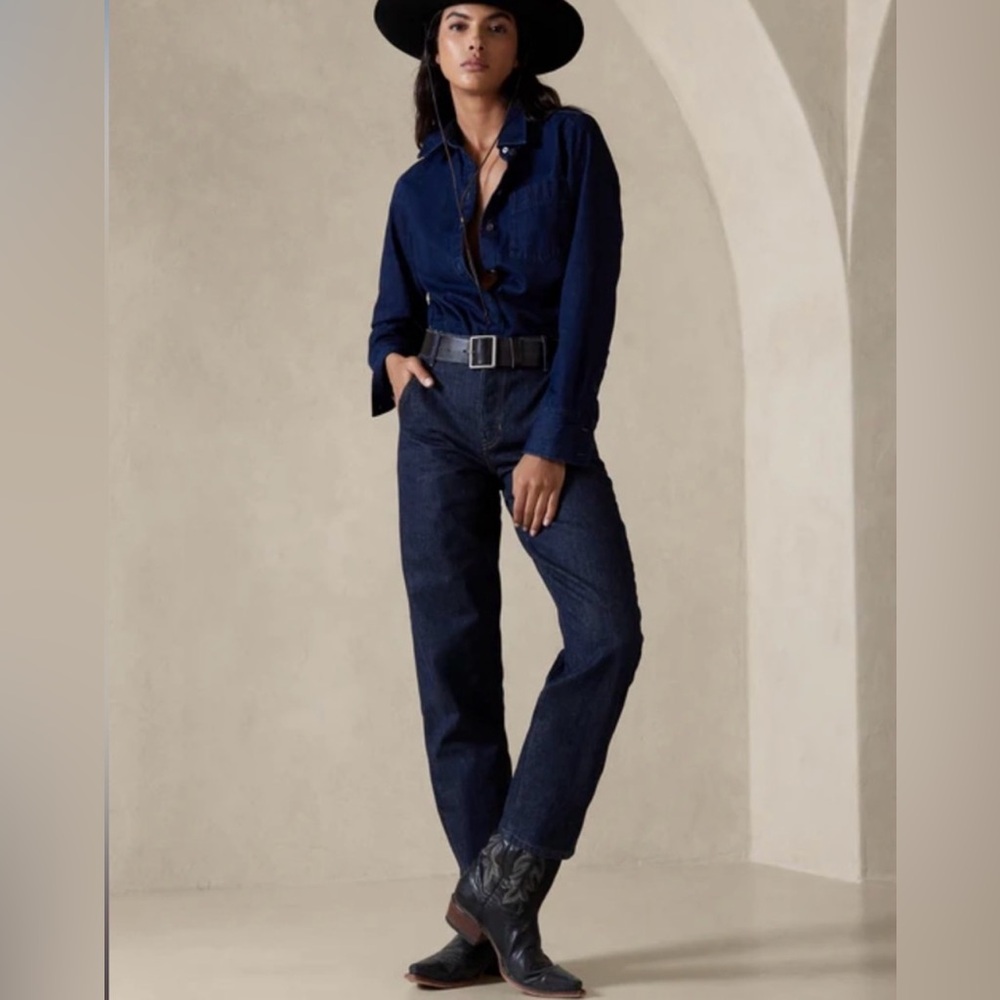 Banana Republic High Rise Relaxed Taper Jeans